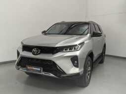 Toyota Hilux Hilux SW4 Diamond 2.8 TB 4x4 Die. Aut.