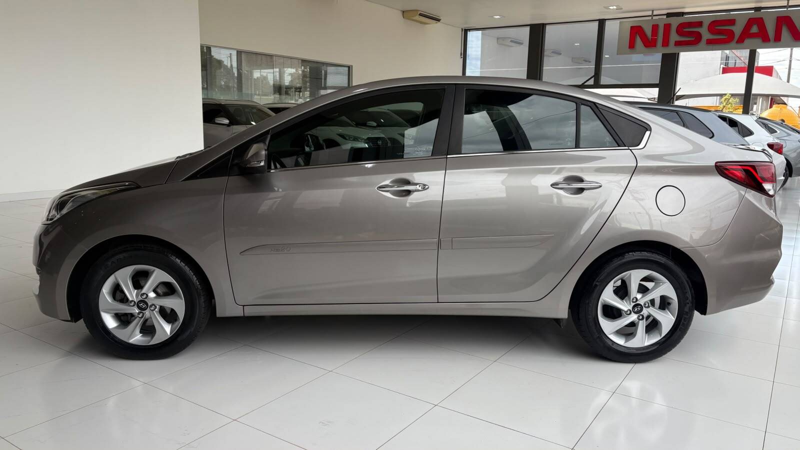 HB20S 1.6 PREMIUM 16V FLEX 4P AUT.