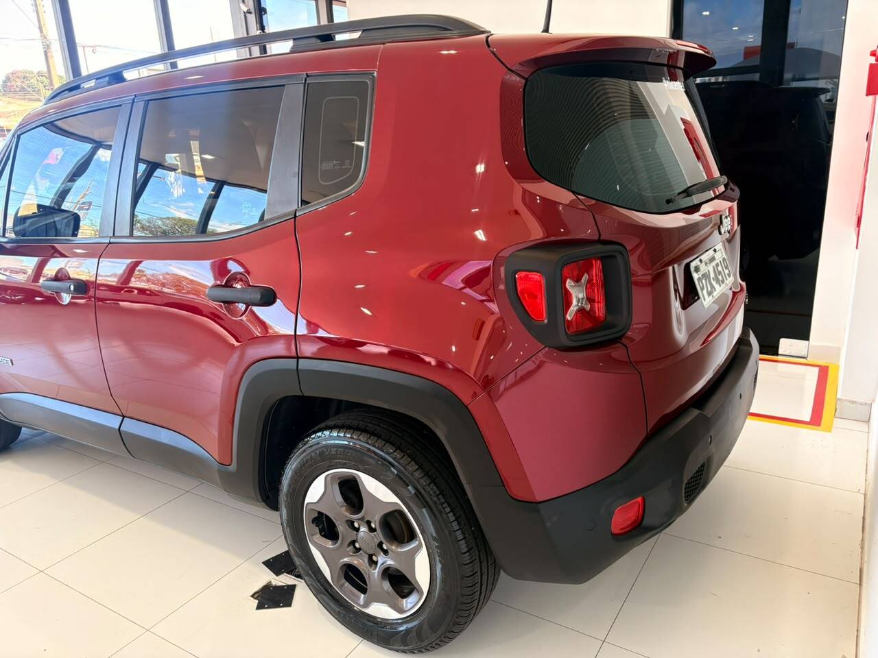 RENEGADE 1.8 16V FLEX SPORT 4P AUT.