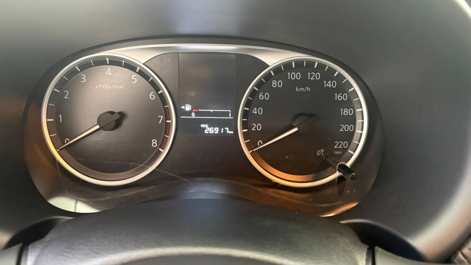 KICKS PLAY 1.6 16V SENSE XTRONIC