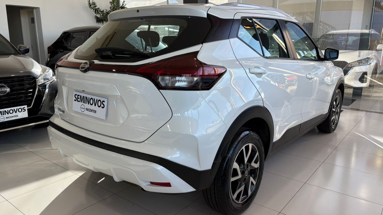 KICKS 1.6 SENSE XTRONIC