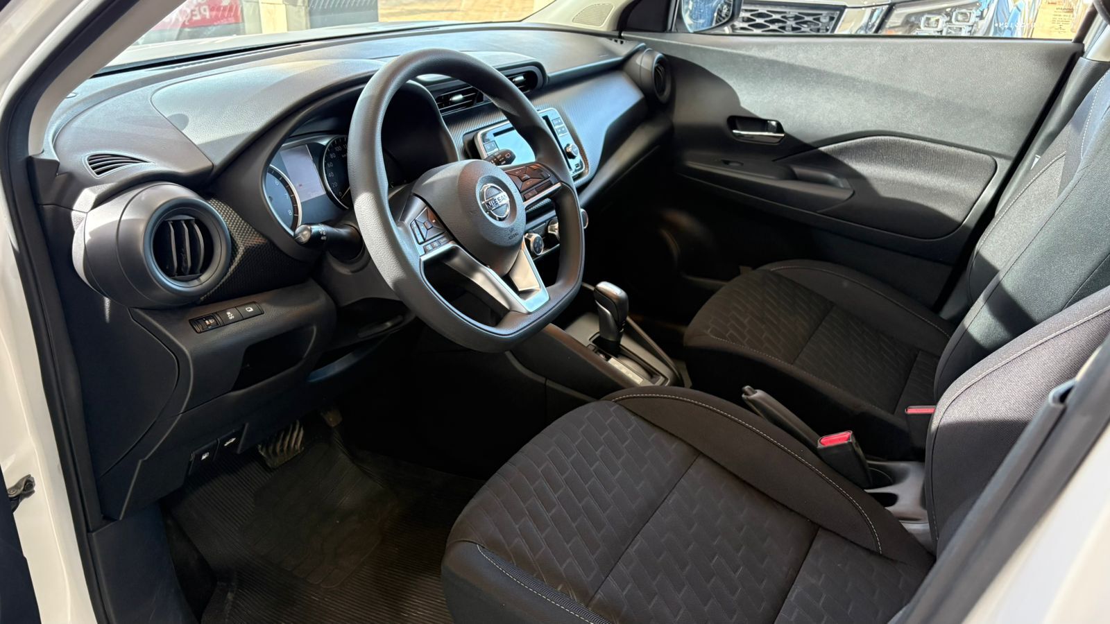 KICKS 1.6 SENSE XTRONIC