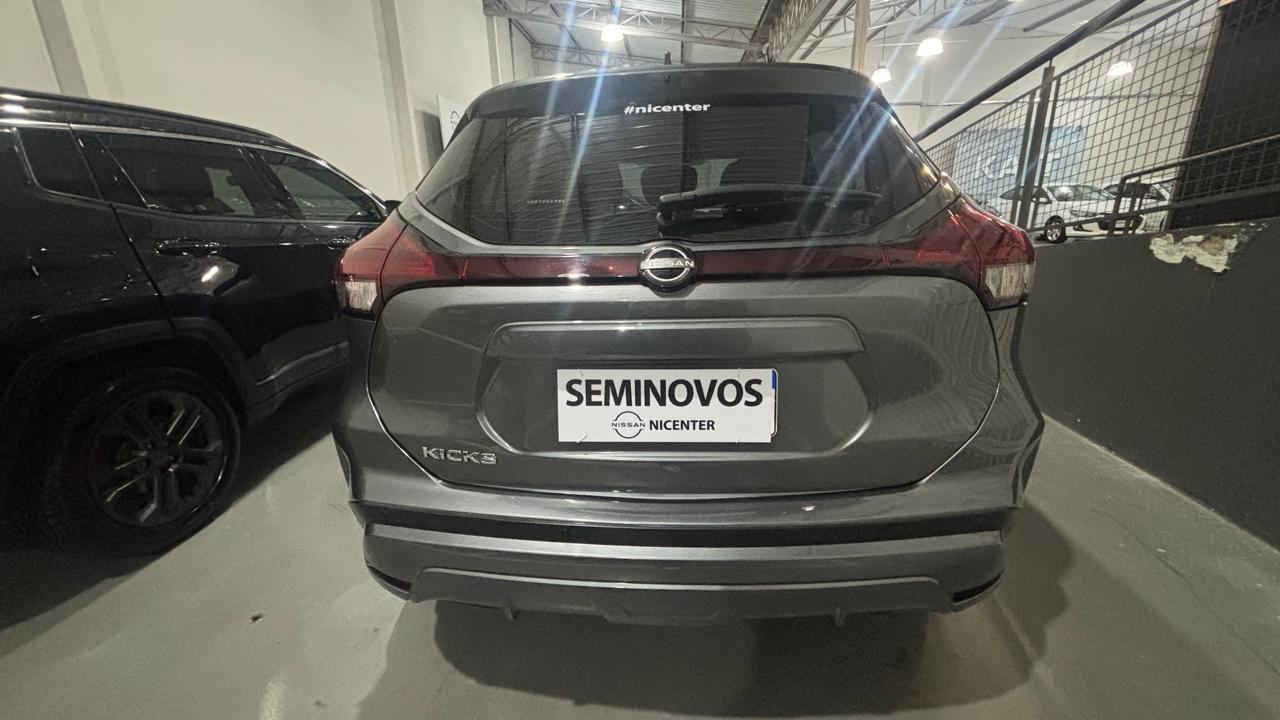 KICKS PLAY 1.6 16V SENSE XTRONIC