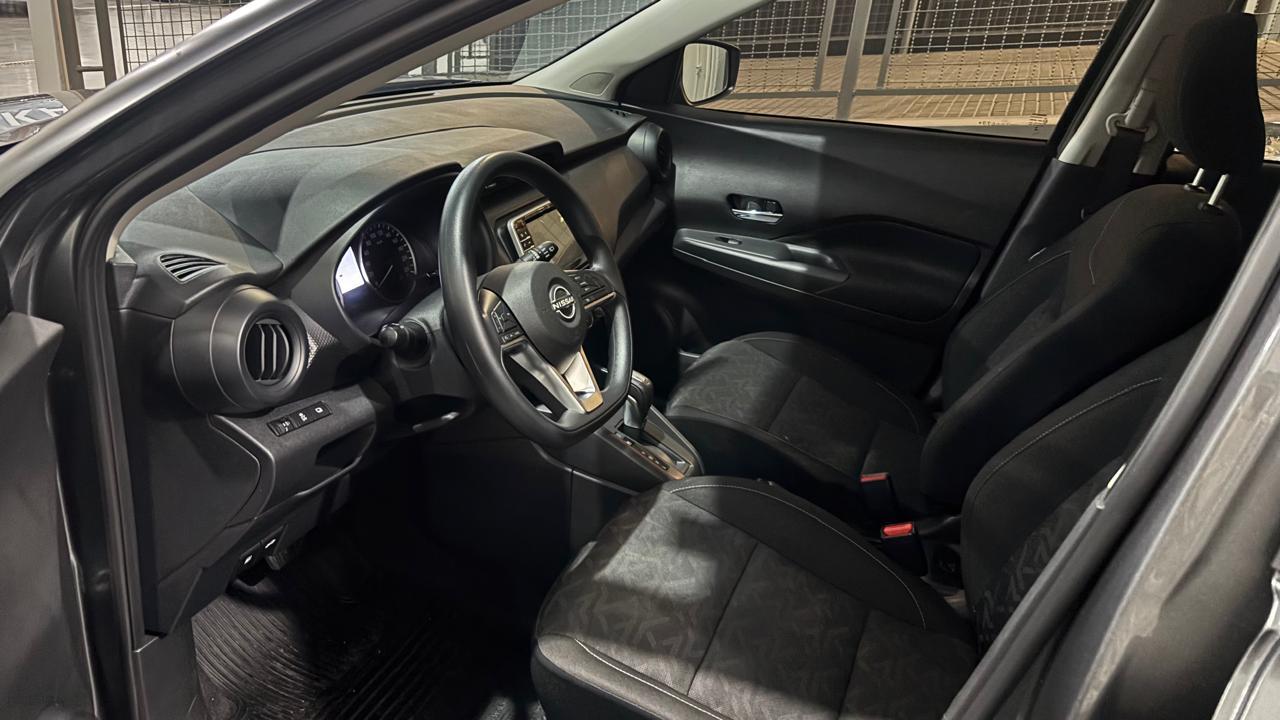 KICKS PLAY 1.6 16V SENSE XTRONIC