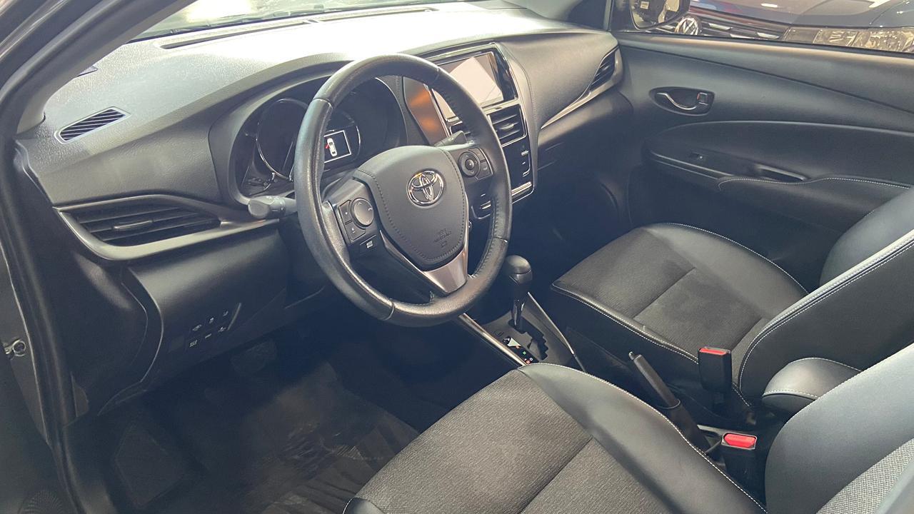 TOYOTA YARIS XS 1.5 FLEX AUT.