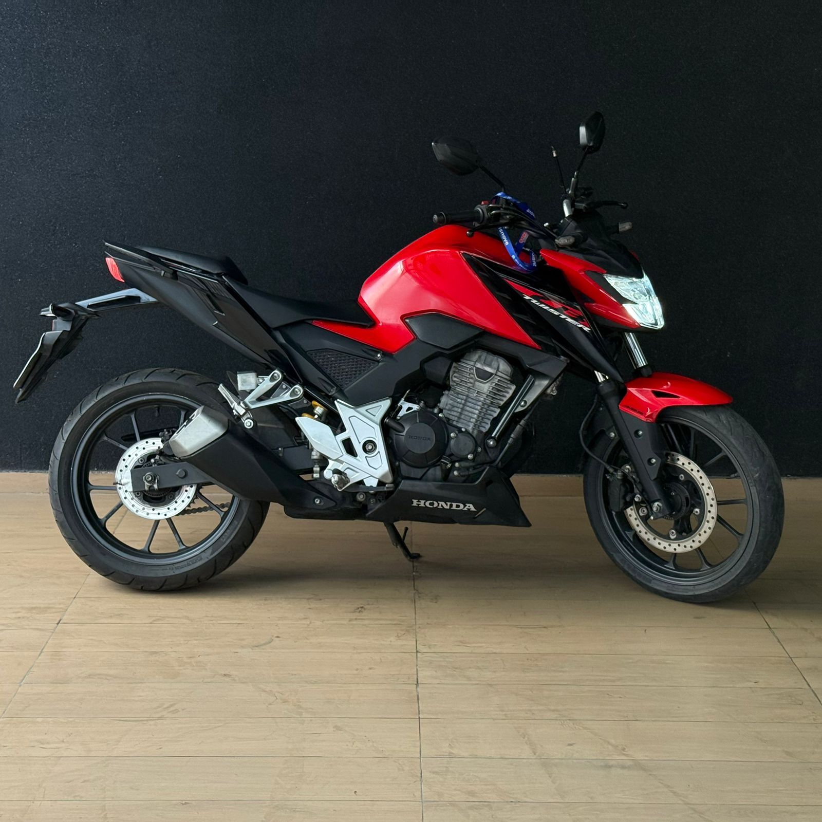 CB 300F Twister Flex - 1